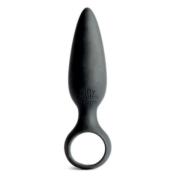   «- » Fifty Shades of Grey