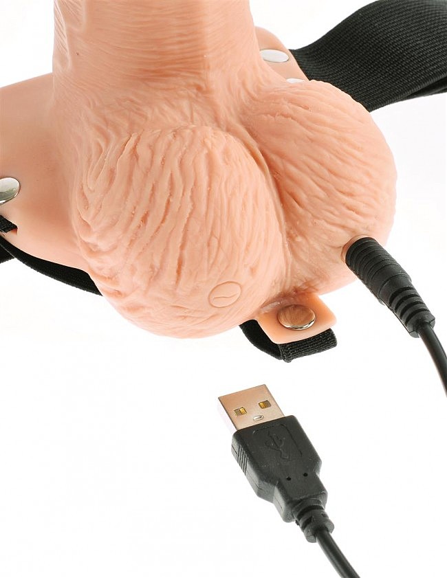 Fetish Fantasy 6 Hollow Rechargeable Strap-on with Balls        , 17,55 