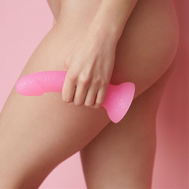    Love To Love DILDOLLS — GLITZY 