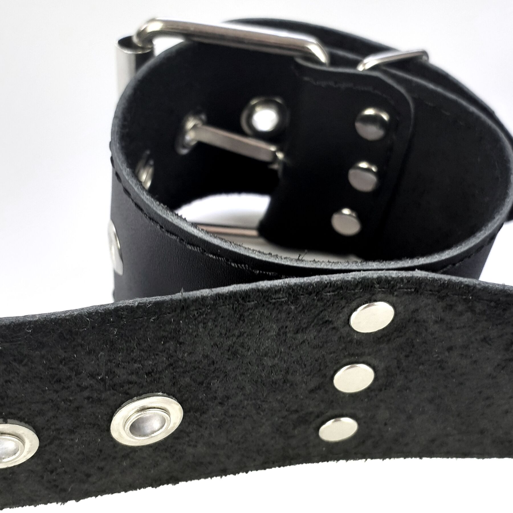       Art of Sex — Bondage Collar with Handcuffs
