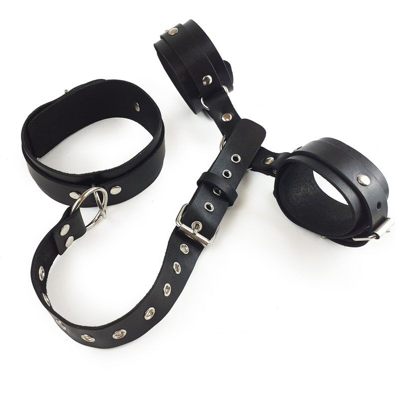      Art of Sex — Bondage Set   ,  