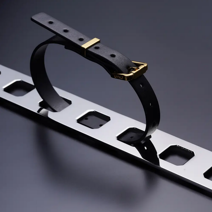      9  UPKO The Remoulded Bondage Set