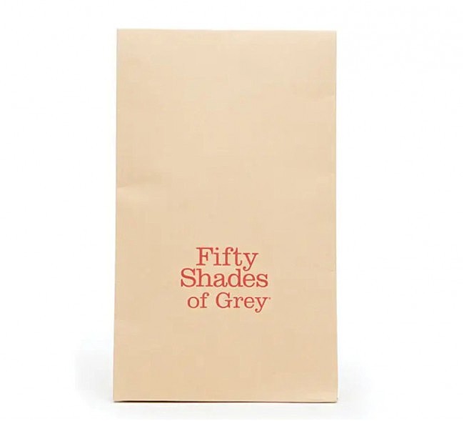      Sweet Anticipation Fifty Shades of Grey Collar Nipp