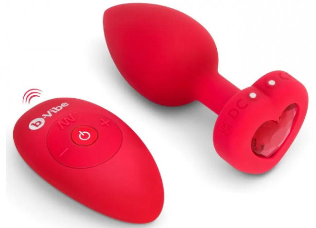        B-Vibe Vibrating Heart Plug M/L Red