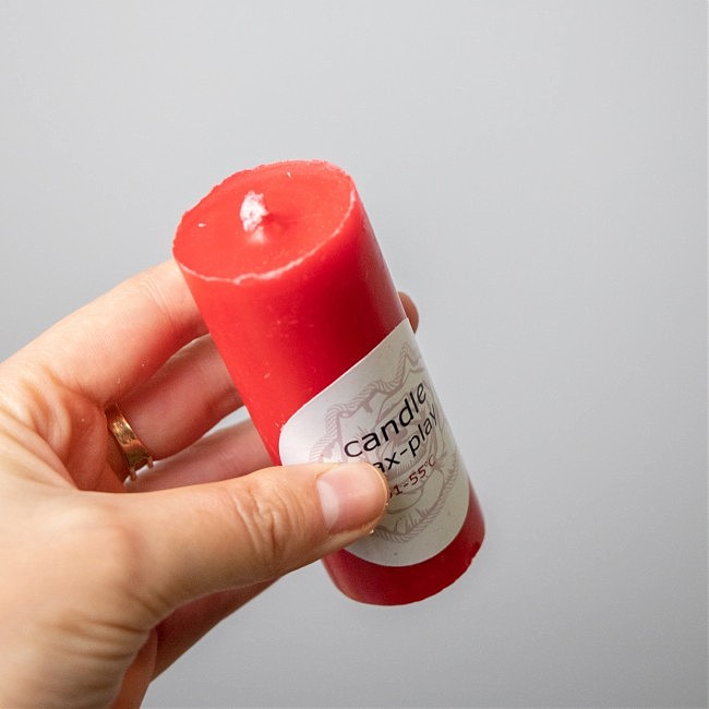       51-55   wax play