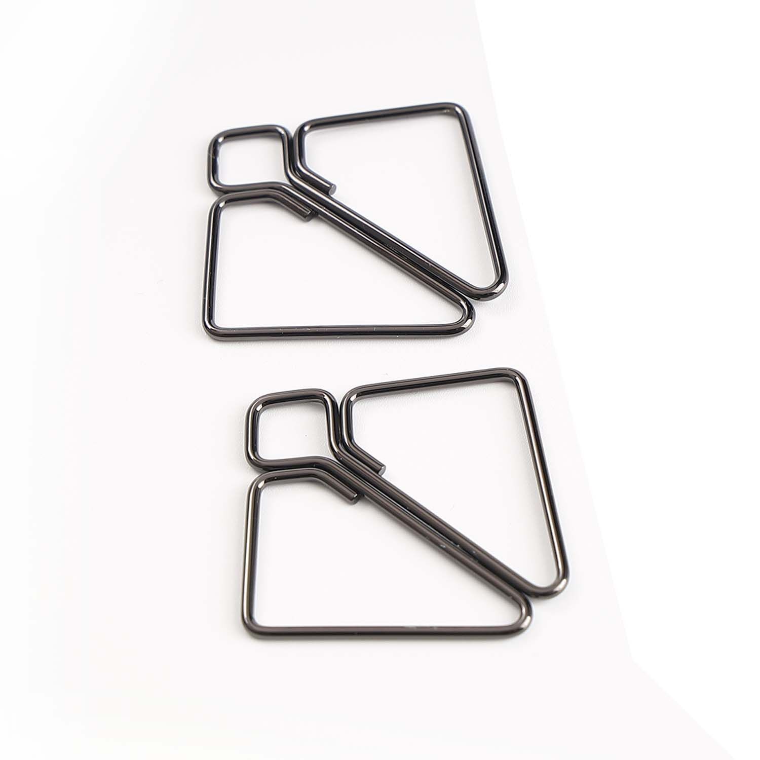       LOCKINK Nipple Clamps with Heavy Pendant Grey