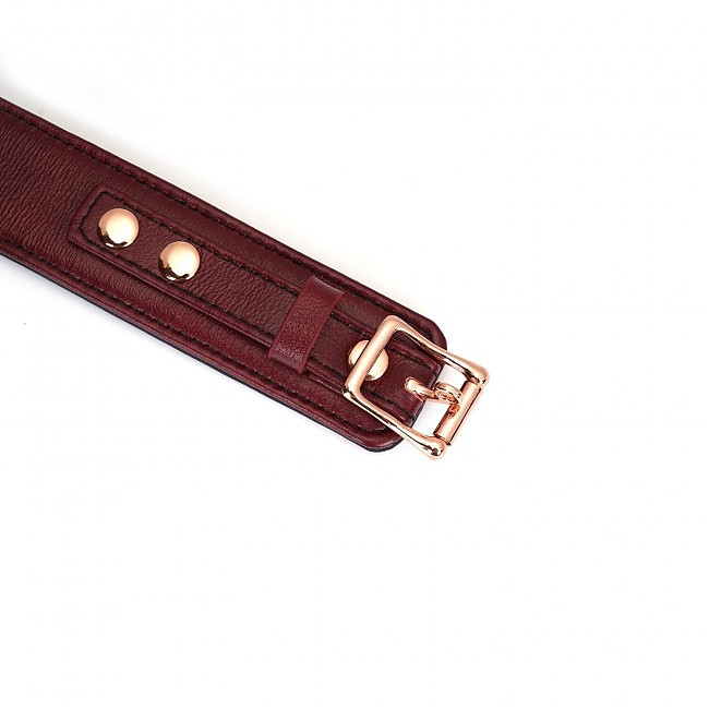     Liebe Seele Wine Red Curved Collar, -