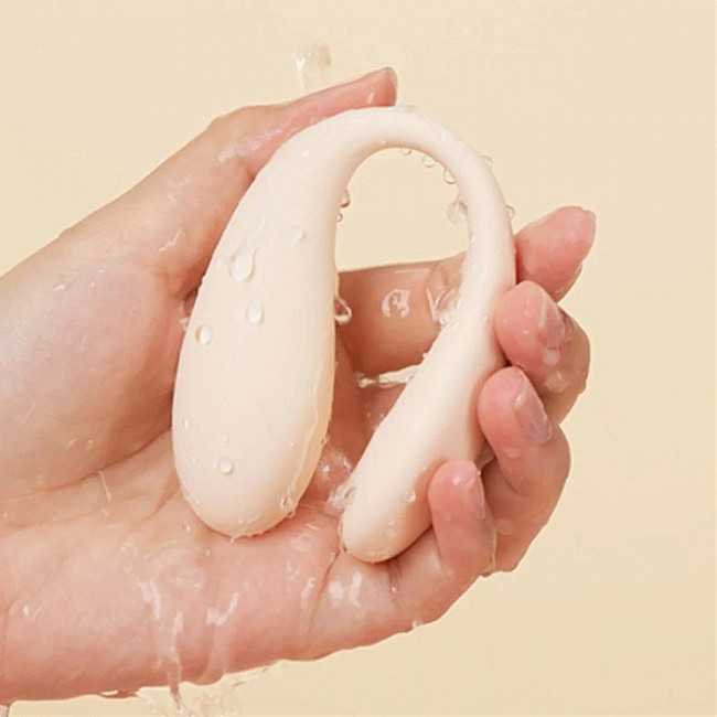 �����-�������� ��� ��� BeYourLover Carla White, 11 ������ ������� ��������